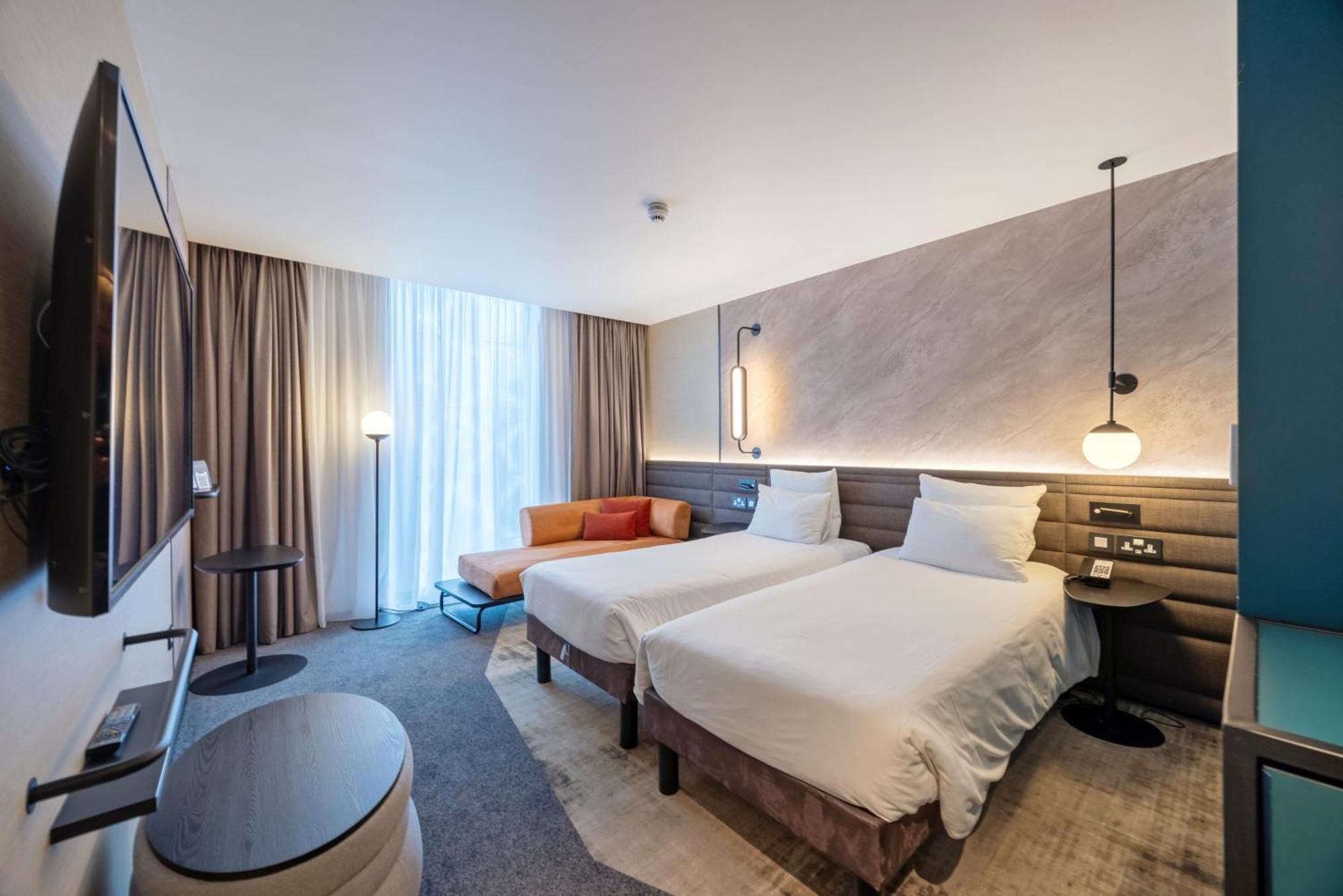 Novotel Liverpool Paddington Village Екстериор снимка